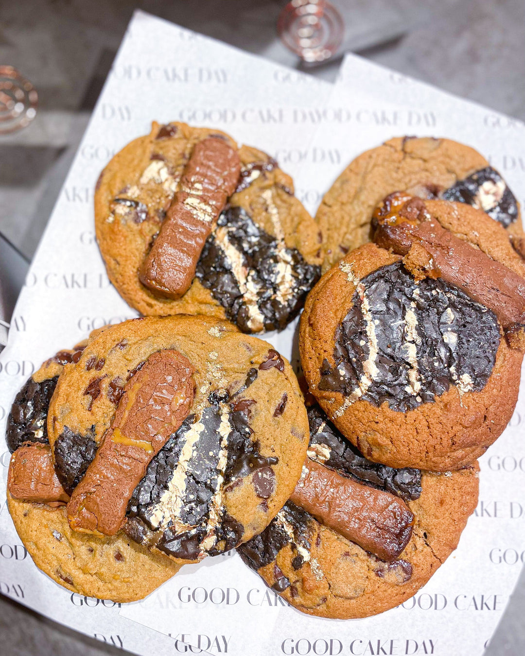 Single Crownie - Chocolate Chip Cookie with a Dark Chocolate Brownie Centre